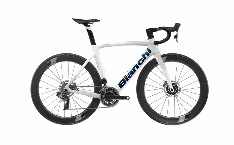 Bianchi Oltre XR4 Red eTap AXS 12v - immagine 2