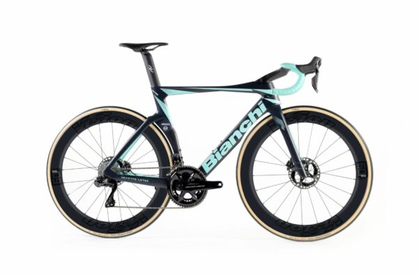 Bianchi Oltre RC Arkea B&B Hotels Replica